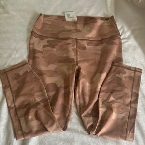 Fabletics PowerHold Leggings XL NWT